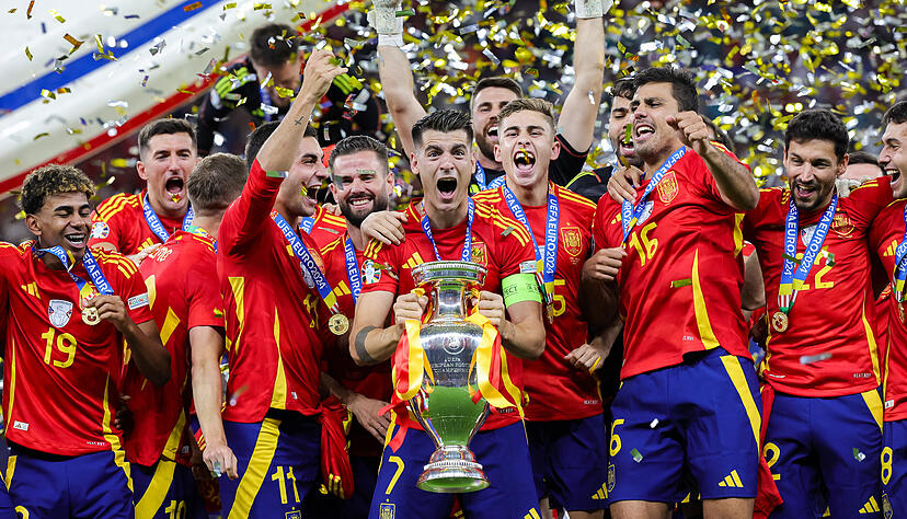 Nach dem 2:1-Sieg gegen England im Finale der EM 2024 ist Spanien Europameister. Nach dem 2:1-Sieg gegen England im Finale der EM 2024 ist Spanien Europameister.