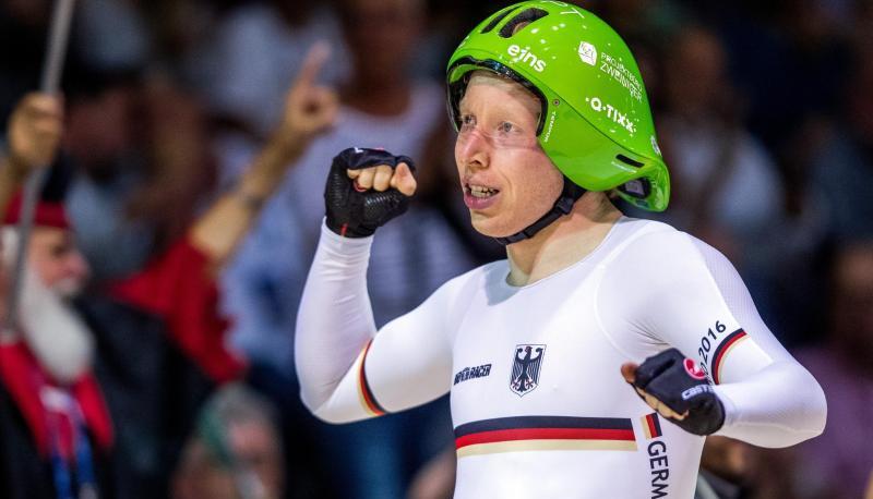 Der deutsche Bahnradfahrer Joachim Eilers gewinnt bei der Bahnrad-EM im Zeitfahren über 1.000 Meter Silber. Foto: Jens Büttner