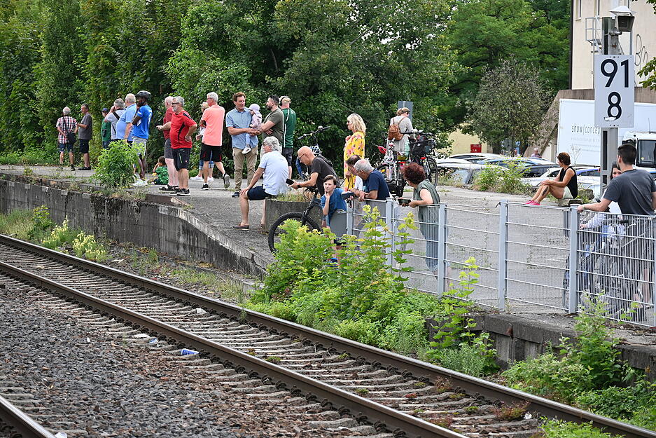Für Fahrgäste bot sich neben der Dampfzugfahrt ein vielfältiges Programm: drei historische Innenstädte und ein Freilichtmuseum laden zum Besuch ein. Für Fahrgäste bot sich neben der Dampfzugfahrt ein vielfältiges Programm: drei historische Innenstädte und ein Freilichtmuseum laden zum Besuch ein.
