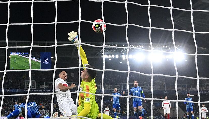 Jamie Leweling trifft zum 1:0 f&uuml;r die Stuttgarter.