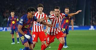 Lamine Yamal (links) und der FC Barcelona lieferten sich ein hitziges Duell mit Atl&eacute;tico Madrid.