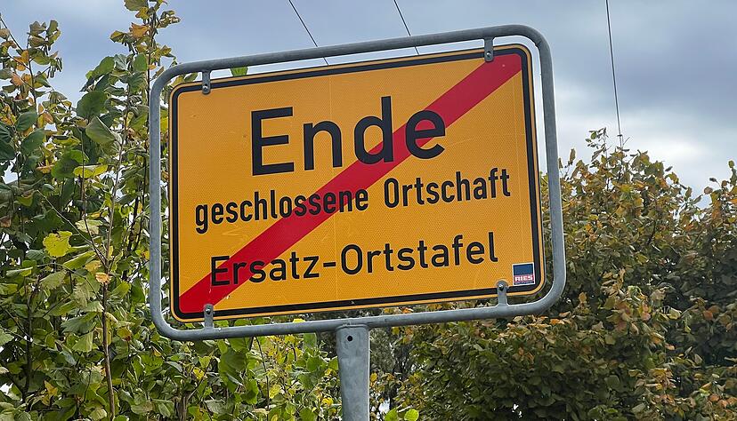 Gellmersbach ist derzeit nur eine geschlossene Ortschaft, nachdem ein Platzhalter für das gestohlene Ortsschild aufgehängt werden musste.