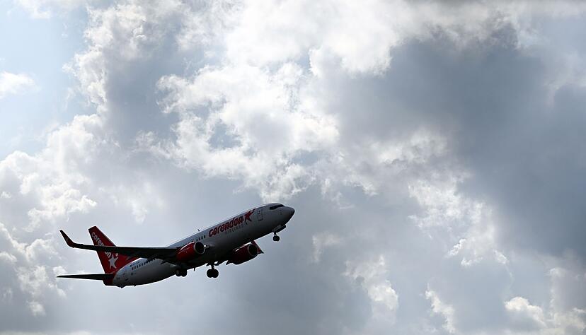 In der Luft ist der Drang zum Pupsen gr&ouml;&szlig;er als auf der Erde. (Archivbild)