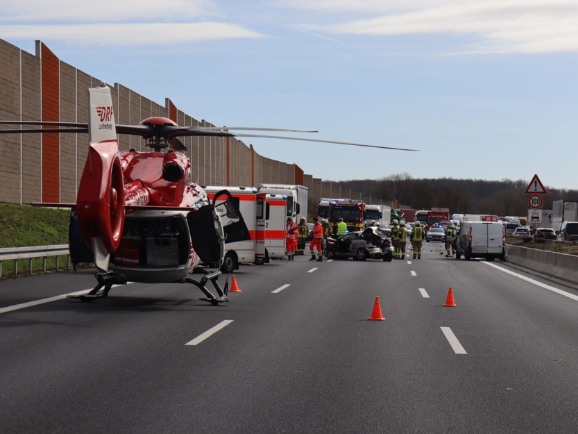 Die A6 musste in Richtung Mannheim voll gesperrt werden.