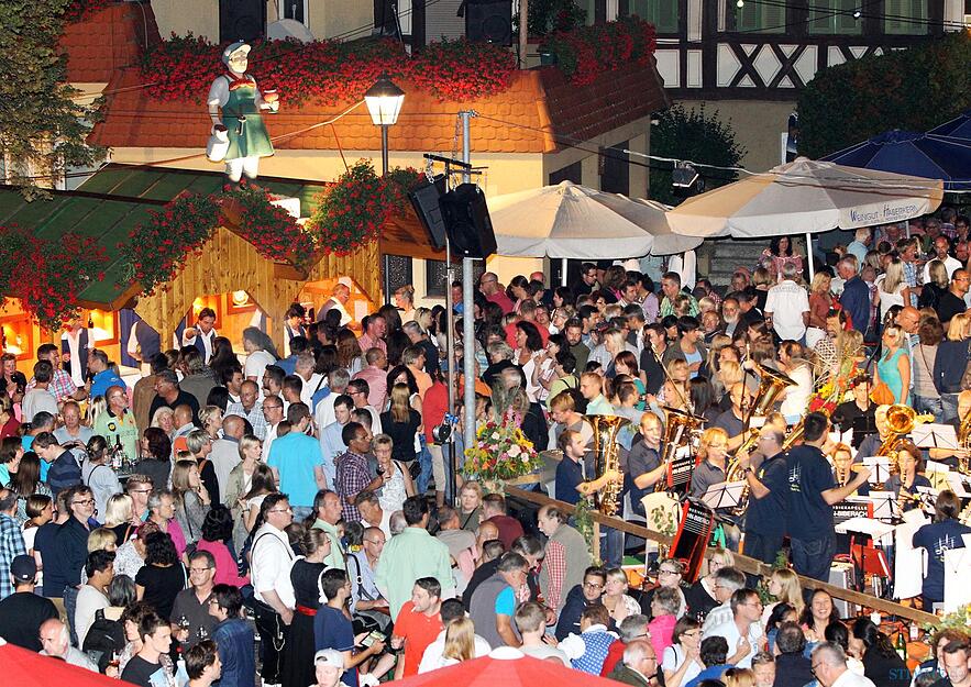 Erlenbacher Weinfest | 22.08. Erlenbacher Weinfest | 22.08.