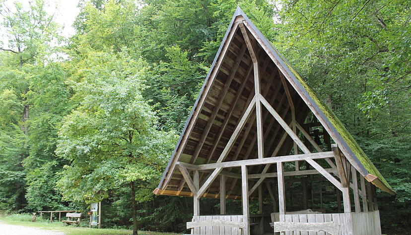 In der Kapelle beim Ruheforst Jagsthausen sollen angeblich immer wieder Trinkgelage stattfinden. Bei Kontrollbesuchen wirkt der Ort sauber und gepflegt.