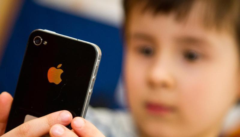 Der Tarif w&auml;chst mit den Kindern mit, verspricht die Telekom. Foto: Ole Spata