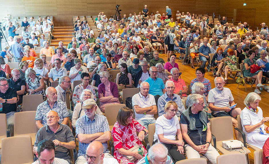 Zahlreiche Besucher lauschten dem Vortrag des Klimaforschers Mojib Latif bei der Bürger-Uni Heilbronn.