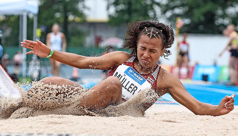 Bei der Junioren-Gala in Mannheim bestätigt Laura Raquel Müller zuletzt mit 6,41 Meter ihre gute Form vor der U?20-Europameisterschaft.
Foto: imago-images/ Beautiful Sports