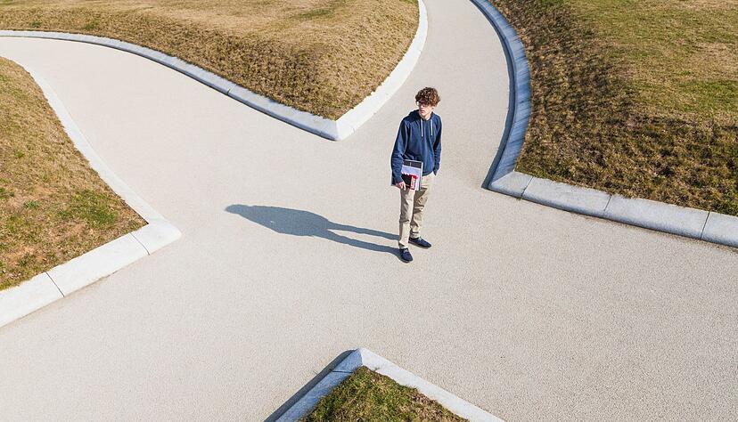 F&uuml;r Menschen, die psychotherapeutische Hilfe suchen, gibt es verschiedene M&ouml;glichkeiten.