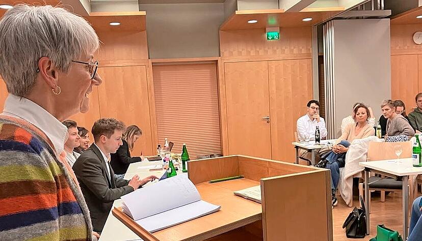 Die amtierende Landtagsabgeordnete Catherine Kern spricht in ihrer Bewerbungsrede viele Themen an, die ihr wichtig sind. Sie bekommt 29 der 78 Stimmen.