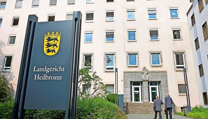 Das Landgericht Heilbronn verhandelt ab Freitag gegen einen 29 Jahre alten Mann, der aus schier grenzenloser Wut versucht haben soll, seine Ex-Freundin zu ermorden.