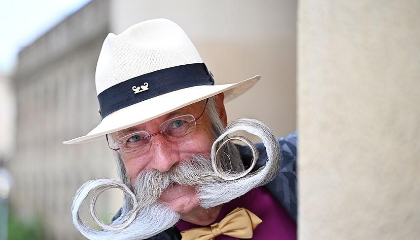 Sein Bart sei mehr als 50 Jahre alt, sagt der Bartweltmeister.