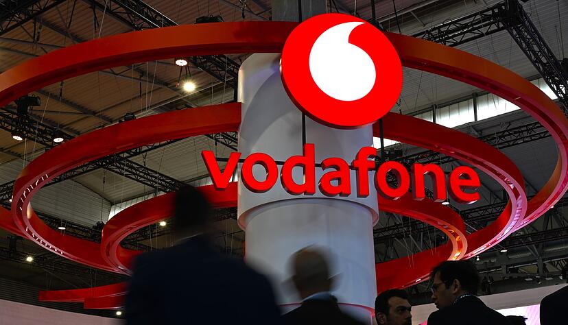 Zum Jahreswechsel wird es Pflicht, Vodafone prescht bei einer Roaming-Regelung zur Ukraine vor. Zum Jahreswechsel wird es Pflicht, Vodafone prescht bei einer Roaming-Regelung zur Ukraine vor.