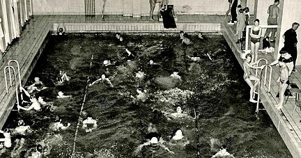 Viele Unterländer lernten hier schwimmen und verbinden mit dem heimeligen Bad gute Erinnerungen. Das Hauptbecken hatte eine Größe von 20 auf acht Meter.