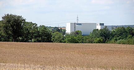Auf dieser Fläche im Gewann Steinäcker soll 2024 mit dem Bau des KI-Parks begonnen werden.