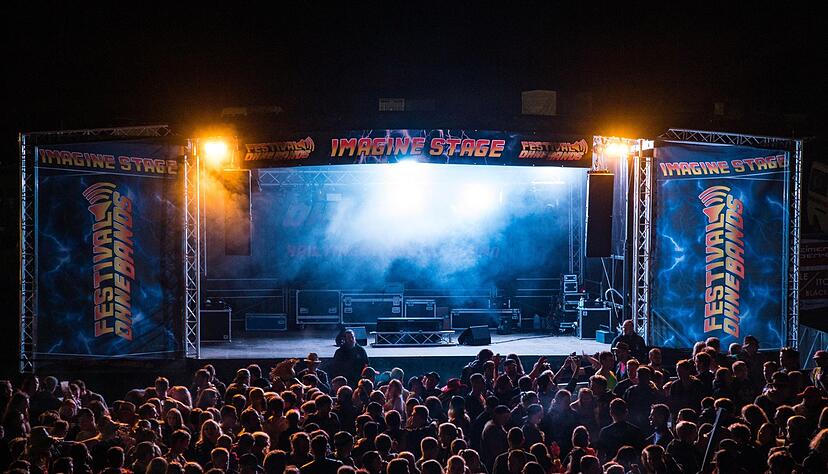 Das undatierte Foto des Veranstalters zeigt die sogenannte Imagine B&uuml;hne auf dem &laquo;Festival ohne Bands&raquo; in D&uuml;rmentingen-Hailtingen.