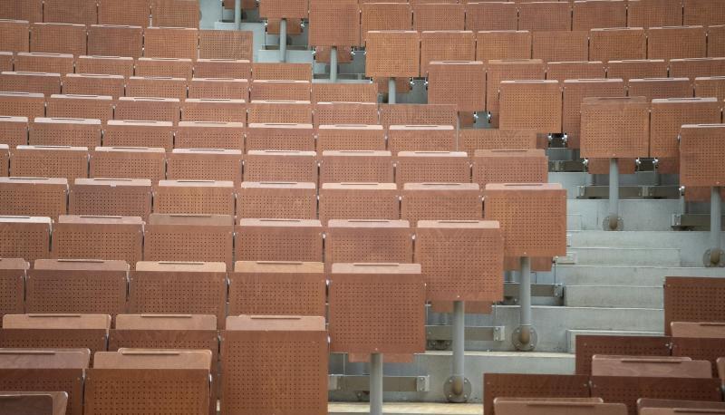 Leerer H&ouml;rsaal an der Universit&auml;t Stuttgart. Baden-W&uuml;rttemberg und Berlin haben den Beginn des Sommersemesters an den Hochschulen verschoben.