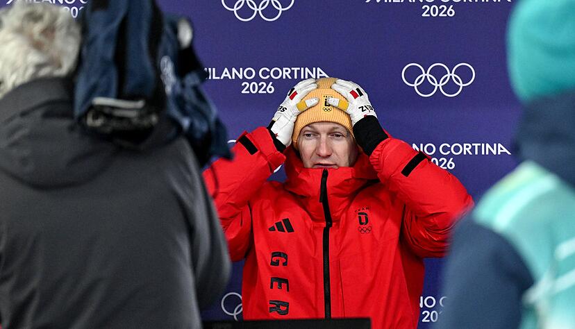 Francesco Friedrich wundert sich, was sein gr&ouml;&szlig;ter Konkurrenz in der Abstimmung seines Schlittens gefunden hat.