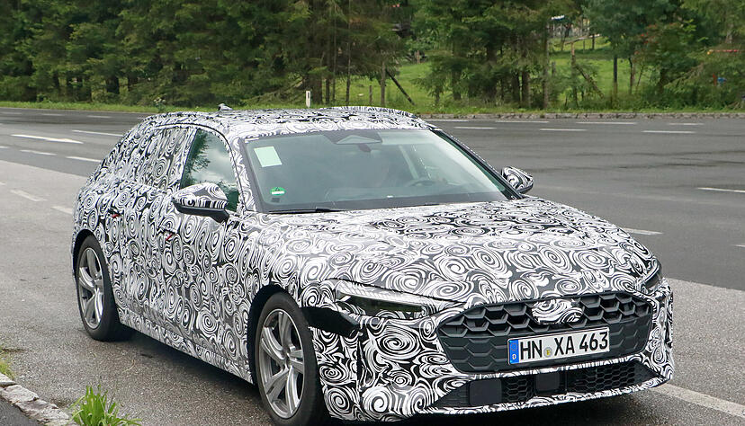 Noch ist der neue Audi A5, hier als Kombi Avant, getarnt auf den Straßen unterwegs. Gezeigt wird er erst im Spätsommer.
