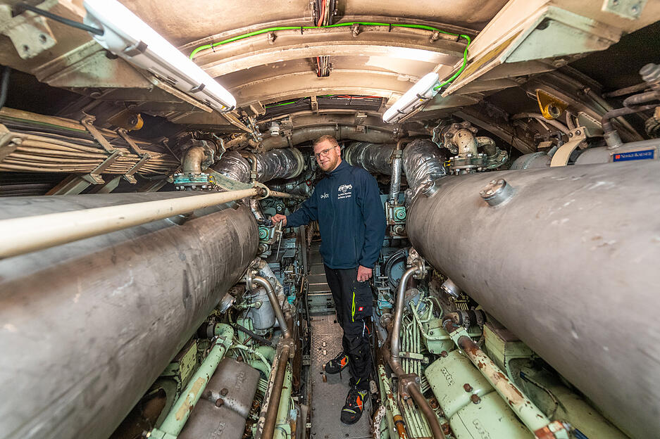 "Die Besucher können hier in U17 tatsächlich hautnah erleben, wie U-Bootfahrerinnen und U-Bootfahrer in einem U-Boot arbeiten und leben", hieß es bei einem Pressetermin in U17.