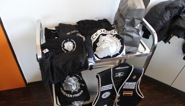 Beschlagnahmte Gegenst&auml;nde Black Jackets | 25.05.2012