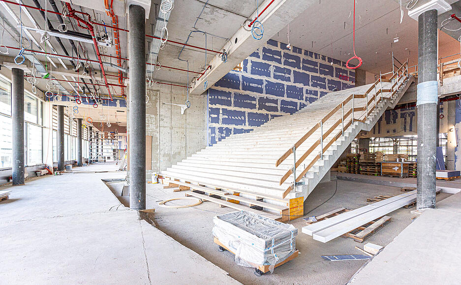 Baustellen-Besichtigung der Josef-Schwarz-Schule im Neckarbogen