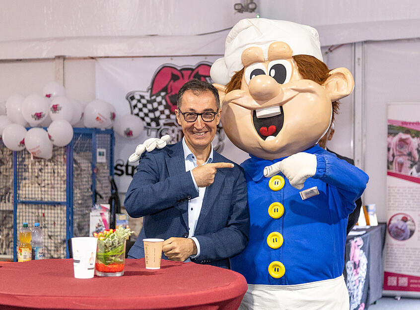 Schirmherr der Jubil&auml;umsaktion ist Cem &Ouml;zdemir.