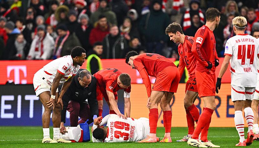 Im Spiel in M&uuml;nchen vor &uuml;ber einem Jahr riss sich Henrichs die Achillessehne. (Archivbild).