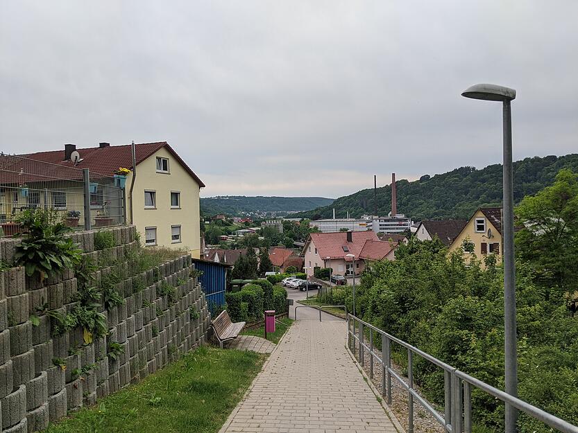 Pilgerweg zwischen Weißbach und Crispenhofen Pilgerweg zwischen Weißbach und Crispenhofen