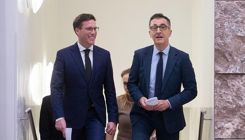 Wollen über eine gemeinsame Regierungskoalition verhandeln: CDU-Landeschef Manuel Hagel und Grünen-Frontmann Cem Özdemir. (Archivbild) Wollen über eine gemeinsame Regierungskoalition verhandeln: CDU-Landeschef Manuel Hagel und Grünen-Frontmann Cem Özdemir. (Archivbild)