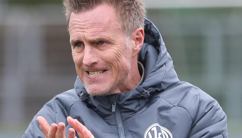 Der VfR Heilbronn und sein Trainer Andreas Lechner müssen beim FC Esslingen unbedingt gewinnen. Der VfR Heilbronn und sein Trainer Andreas Lechner müssen beim FC Esslingen unbedingt gewinnen.
