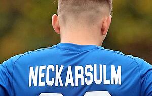 Pasqual Pander und Co. befinden sich im Abstiegskampf der Fußball-Oberliga. Pasqual Pander und Co. befinden sich im Abstiegskampf der Fußball-Oberliga.