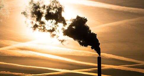 Noch immer werden weltweit zu viel Kohle, &Ouml;l und Gas verfeuert. F&uuml;r die schwarz-rote Koalition hat Klimaschutz keine Priorit&auml;t.