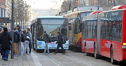 Die Erlöse aus den Fahrkartenverkäufen werden ab dem neuen Jahr im Heilbronner - Hohenloher - Haller Nahverkehr (HNV) neu verteilt.
Foto: Archiv/Veigel