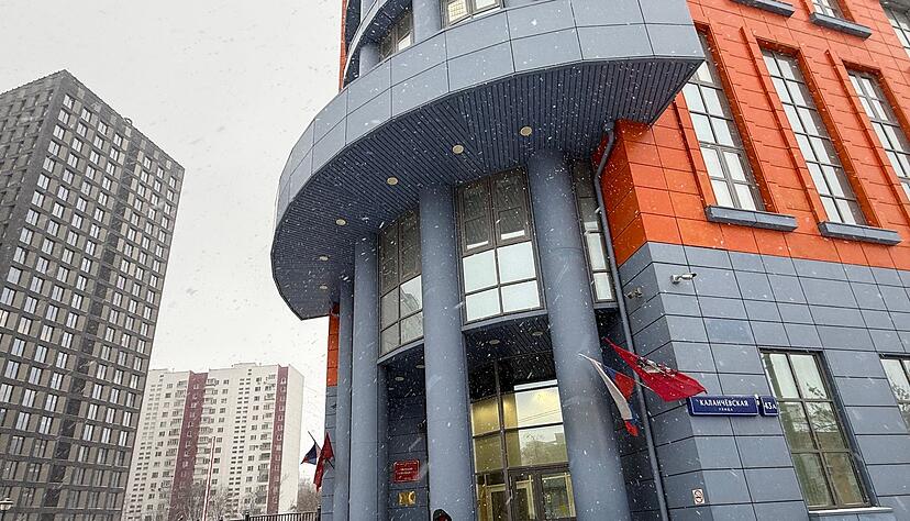 Die russische Justiz setzt das Strafverfahren gegen den deutschen Karnevalisten Jacques Tilly fort. (Archivbild) Die russische Justiz setzt das Strafverfahren gegen den deutschen Karnevalisten Jacques Tilly fort. (Archivbild)