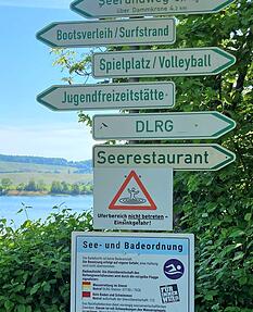 Grillen, Wasserpfeiffen und Radeln auf den Wiesen sind verboten.
Foto: Friedrich Grillen, Wasserpfeiffen und Radeln auf den Wiesen sind verboten.
Foto: Friedrich