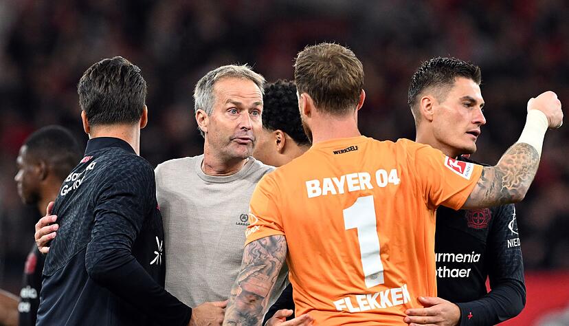 Kasper Hjulmand freut sich über ein gelungenes Debüt bei Bayer Leverkusen.