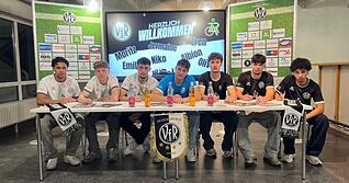 Gleich sieben U19-Spieler hat der VfR Heilbronn fr&uuml;hzeitig mit Vertr&auml;gen f&uuml;r ihre erste Saison im Herrenfu&szlig;ball ausgestattet.