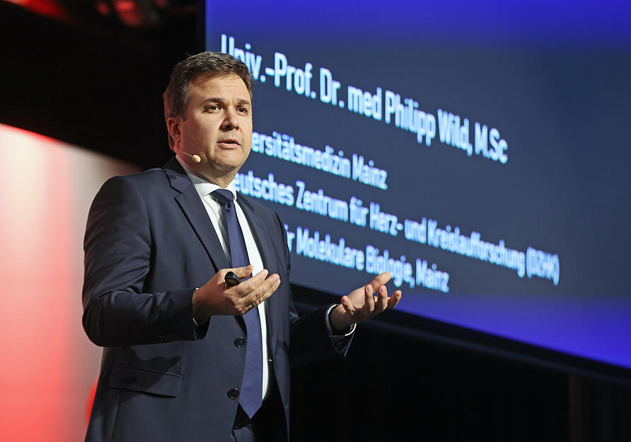 Abendvorlesung Medizin Hautnah mit Prof. Dr. med. Philipp Wild über Corona und Long Covid