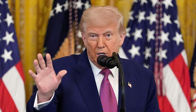 Schlie&szlig;t einen israelischen Angriff auf den Iran nicht aus - US-Pr&auml;sident Donald Trump.