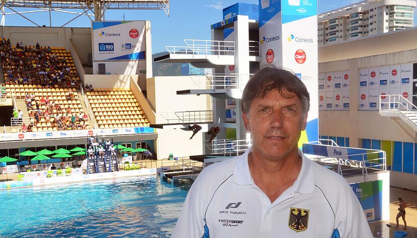 Der Wassersprung-Bundestrainer Lutz Buschkow wurde entlassen.&nbsp;Grund daf&uuml;r sind&nbsp;Vorw&uuml;rfe vom Missbrauch Jan Hempels gewusst, aber nichts unternommen zu haben.