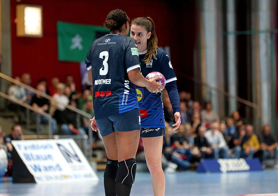 Sharon Nooitmeer und Agni Zygoura.