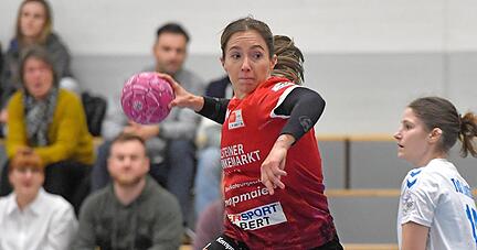 Auf Natascha Weber wartet gegen Regensburg ein Wiedersehen mit ihrem ehemaligen Verein. Die 27-J&auml;hrige spielte von 2013 bis 2020 und noch einmal bei einem Gastspiel in der Zweitliga-Aufstiegsrunde 2021 f&uuml;r die Eisenbahnerinnen.
Foto: Mario Berger