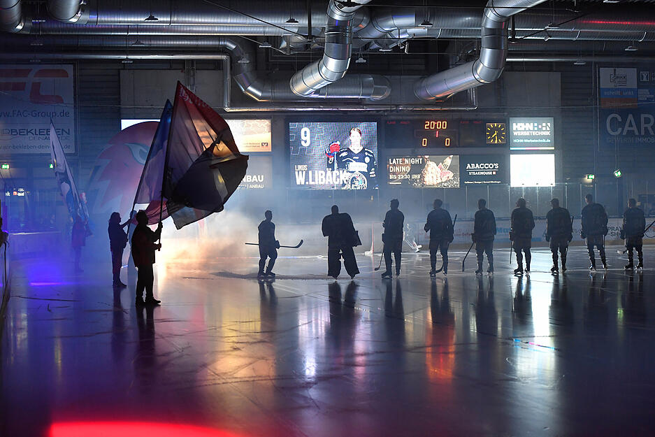 Heilbronner Falken in den Playoffs: Spiel drei gegen Memmingen Heilbronner Falken in den Playoffs: Spiel drei gegen Memmingen