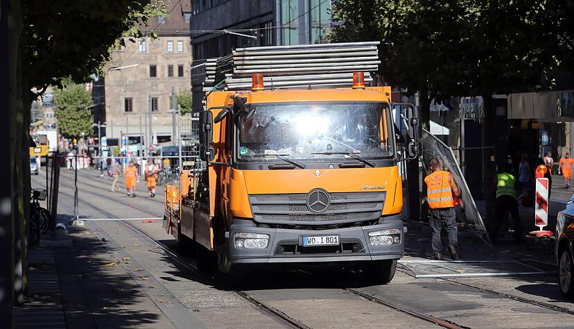 Am Donnerstag wurde in der Kaiserstraße mit dem Aufbau der Baustelle begonnen.