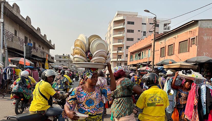 Die Kunde vom Putschversuch platzte in den Alltag in der Stadt Cotonou. (Archivbild) Die Kunde vom Putschversuch platzte in den Alltag in der Stadt Cotonou. (Archivbild)