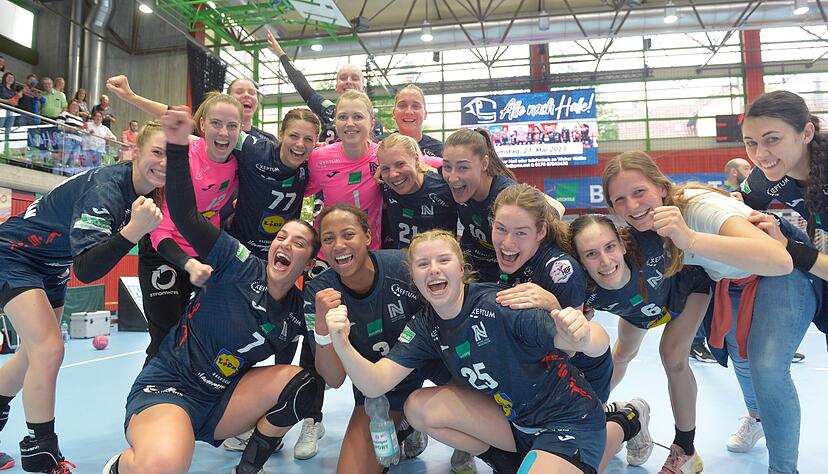 Noch war es nur der Jubel über den Sieg und das Verlassen des Relegationsplatzes. Am nächsten Samstag wollen sich die Spielerinnen der Sport-Union Neckarsulm in Halle auch über den Klassenerhalt freuen können.