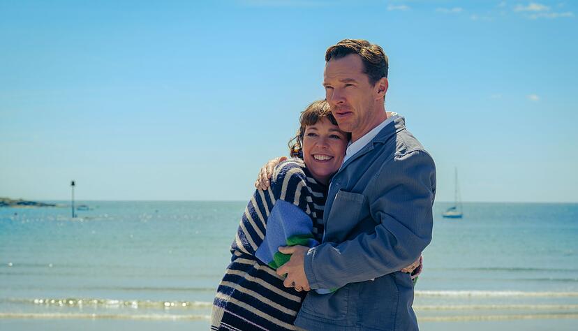 Olivia Colman und Benedict Cumberbatch spielen die Hauptrollen in der turbulenten Scheidungskomödie «Die Rosenschlacht». (Handout) Olivia Colman und Benedict Cumberbatch spielen die Hauptrollen in der turbulenten Scheidungskomödie «Die Rosenschlacht». (Handout)