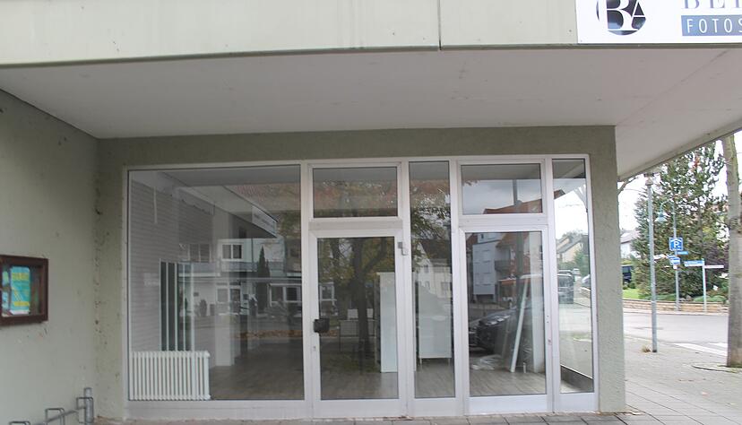 In der ehemaligen Filiale der Drogeriemarktkette Schlecker er&ouml;ffnet Andre Picard eine Hausarzt-Praxis. Die Gemeinde investiert mit.
Foto: Archiv/Gajer